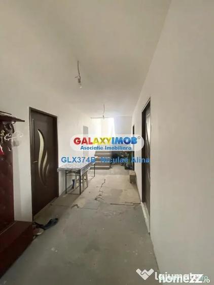 Casă cu 6 camere cu Teren 500 Mp în Budești