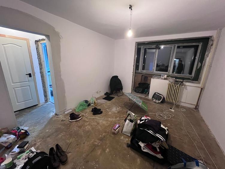 Apartament cu 2 camere decomandat, mobilat în Drumul Taberei — fotografia 2