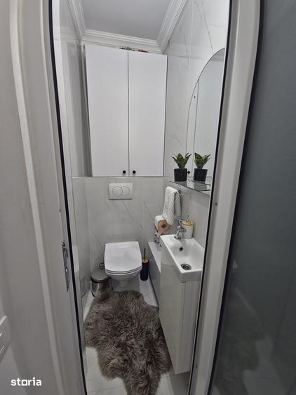 Apartament cu 4 camere în Tomis Nord