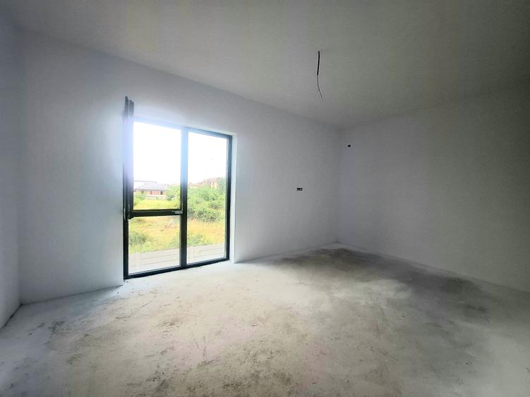 Duplex cu 4 camere cu Canalizare în Alexandriei
