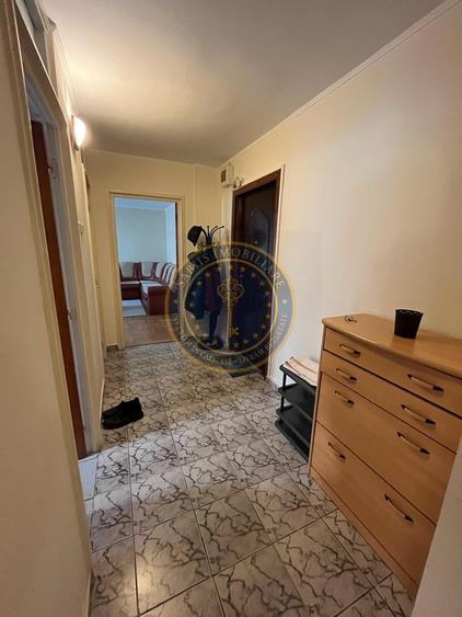 Apartament cu 2 camere decomandat în Virtuții