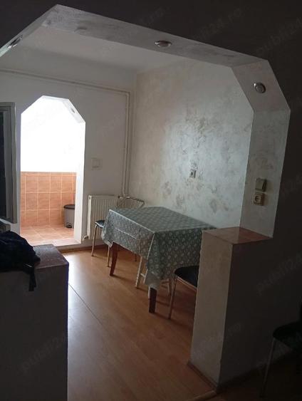 Apartament cu 2 camere decomandat în Ostroveni