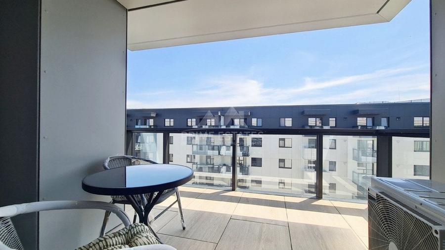 Apartament cu 3 camere decomandat, mobilat în Pipera
