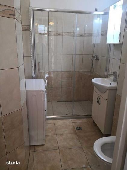 Inchiriez apart. ultracentral 70 mp. cazare ptr. 8 pers. - 3