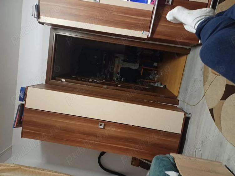 Apartament cu 2 camere semidecomandat în Milcov