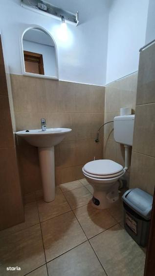 Apartament cu 3 camere decomandat în Libertății
