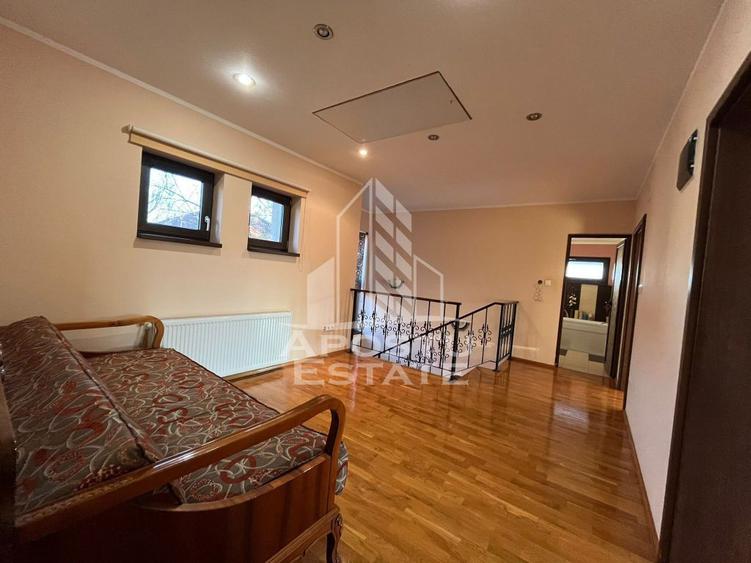 Casă cu 5 camere cu Teren 1362 Mp în Braytim