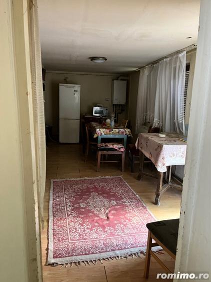 Casă cu 4 camere cu Teren 8808 Mp în Simeria Veche