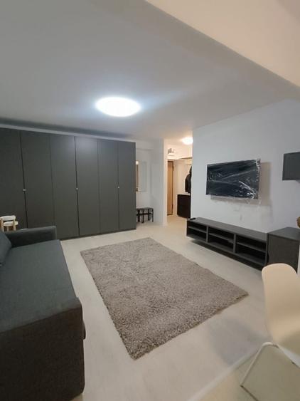 Apartament cu 2 camere decomandat în Titan