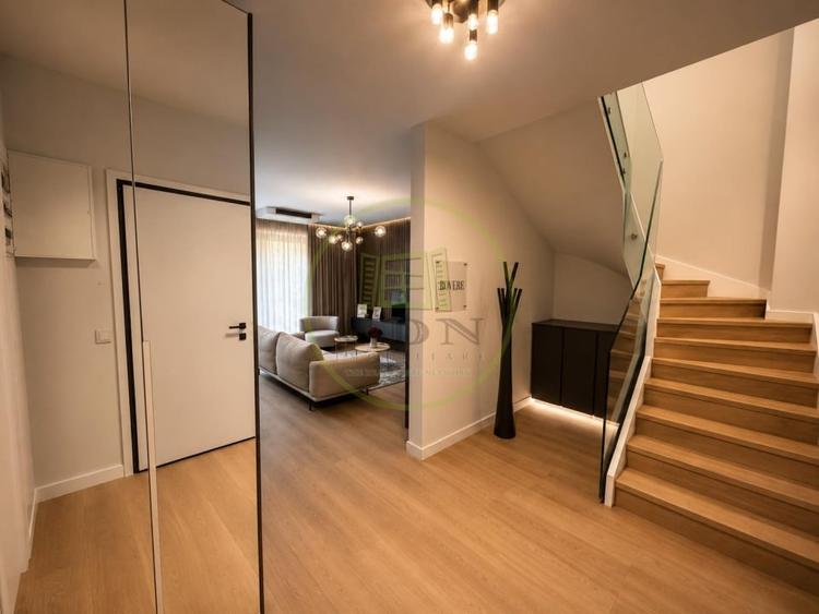 Apartament cu 3 camere decomandat în Voluntari