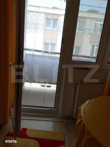 Garsonieră decomandată în Central
