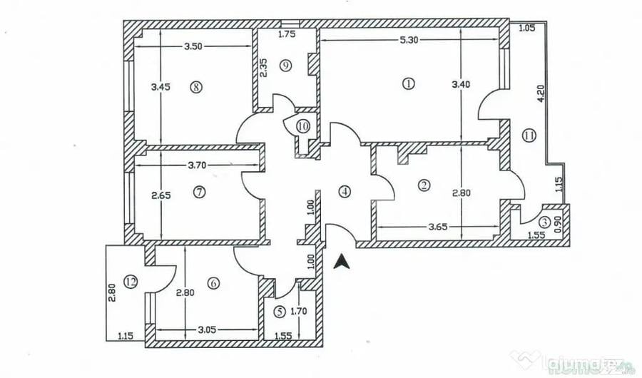 Apartament cu 4 camere decomandat în Prundu