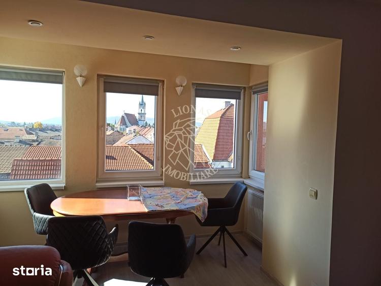 Apartament cu 3 camere decomandat în Central