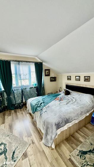 Casă cu 5 camere cu Teren 3000 Mp în Budești