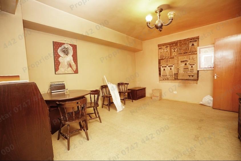 Apartament cu 4 camere decomandat, mobilat în Tei