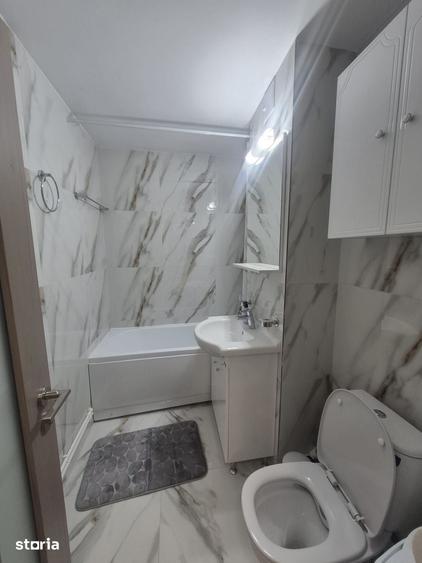 Apartament cu 2 camere decomandat în Tomis III