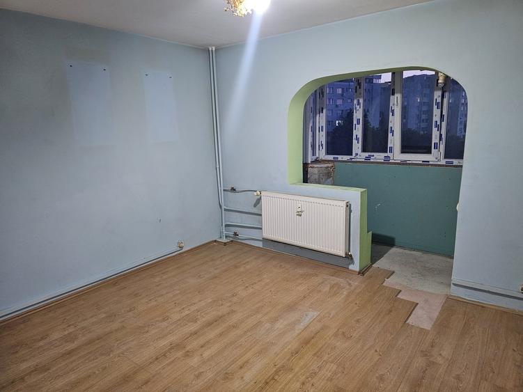 Apartament decomandat în Bucur Obor