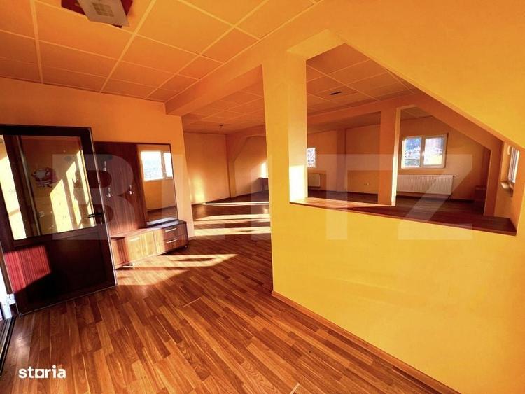 Spațiu comercial, de 345 mp, în Central