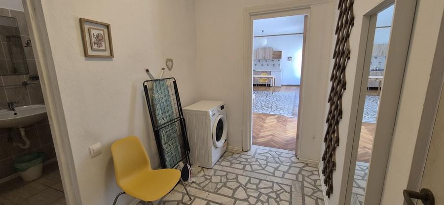 Garsonieră decomandată în Câmpina