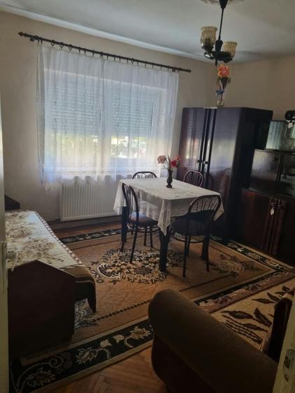 Apartament cu 3 camere decomandat în Carpați 2