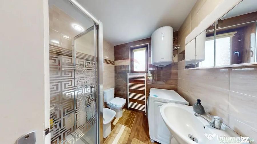 Casă cu 4 camere cu Teren 475 Mp în Valea Aurie