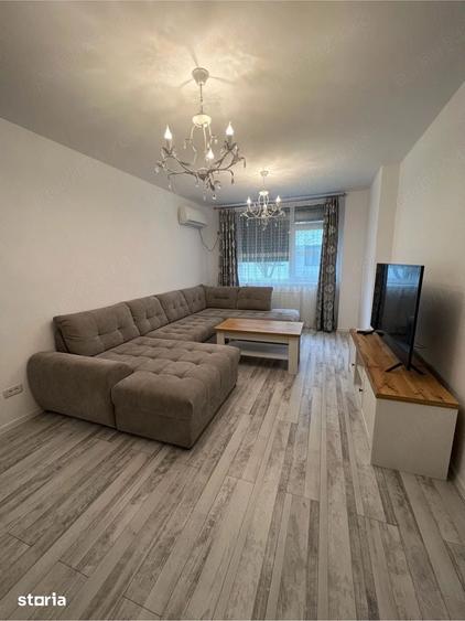 Apartament cu 2 camere decomandat, mobilat în Central