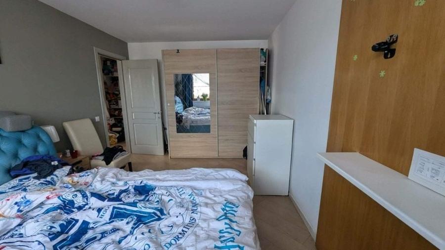 Apartament cu 2 camere semidecomandat în Florești