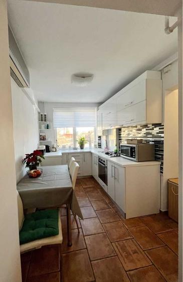 Apartament cu 3 camere în Podgoria