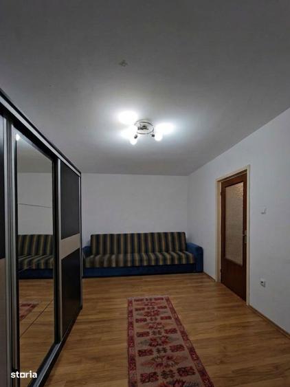 Apartament cu 2 camere decomandat, mobilat în Vasile Aaron