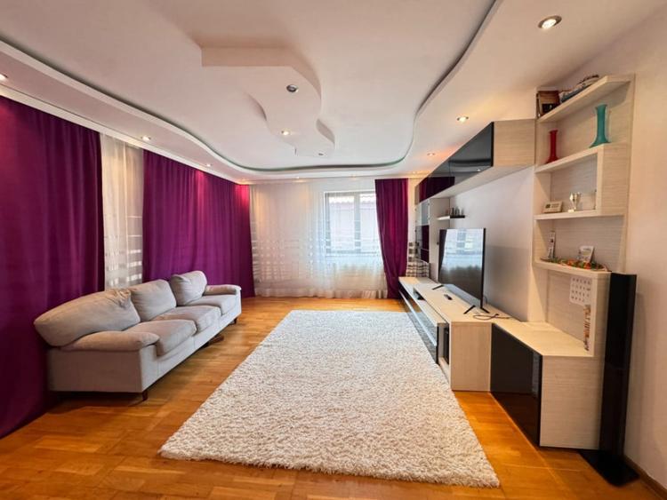 Casă cu 3 camere cu Teren 200 Mp în Palas