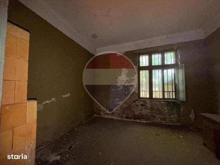 Casă cu 4 camere în Zănoaga