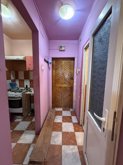 Garsonieră decomandată în Complex Studențesc