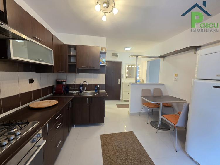 Apartament cu 2 camere semidecomandat în Berceni