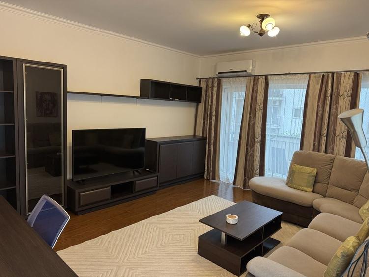 Apartament cu 3 camere decomandat în Militari