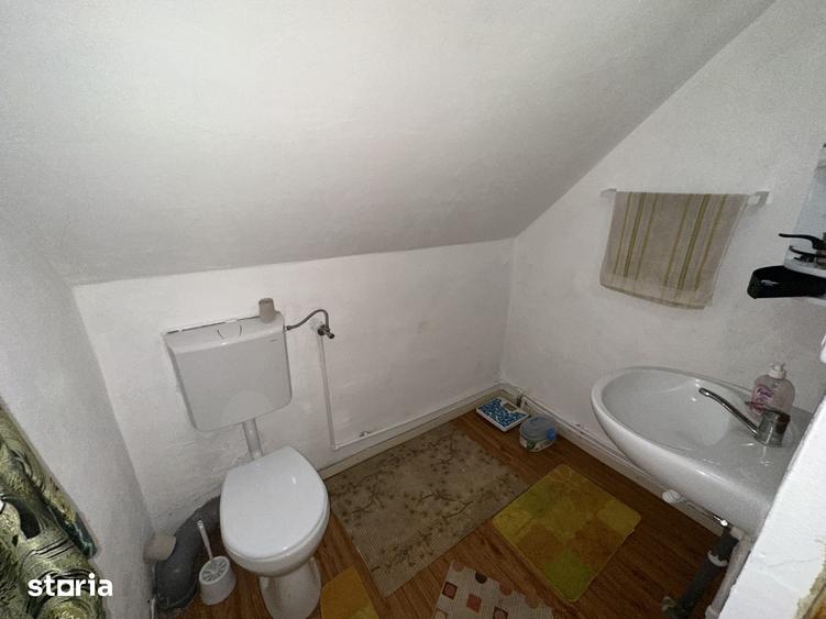 Casă cu 3 camere cu Teren 3500 Mp în Târnăveni