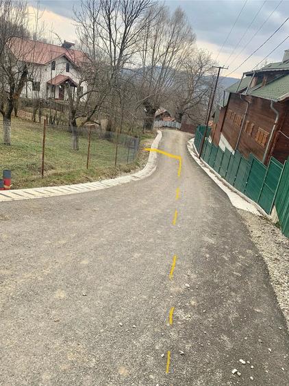 Teren de 3169 mp, în Plai