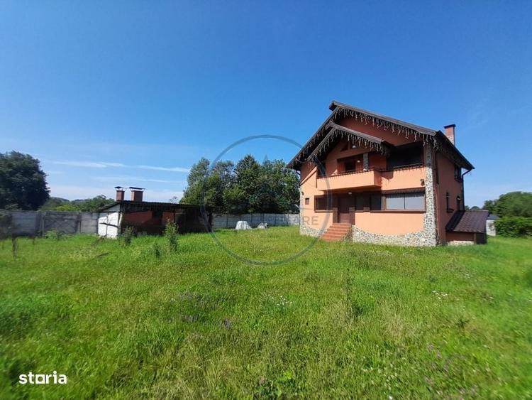 Casă cu 4 camere în Rusu Bârgăului