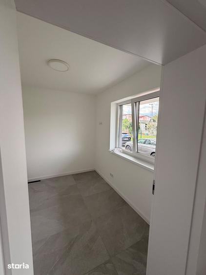 Apartament cu 3 camere decomandat în Valea Borcutului
