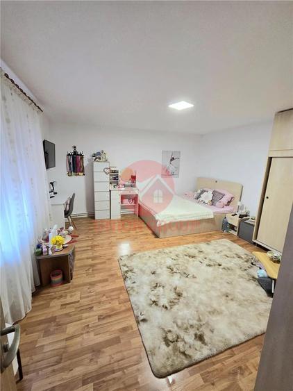 Casă cu 3 camere cu Teren 593 Mp în Sud