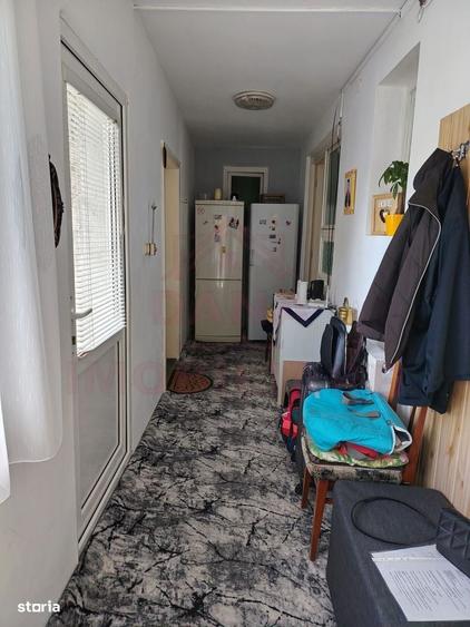 Casă cu 4 camere în Cireșa