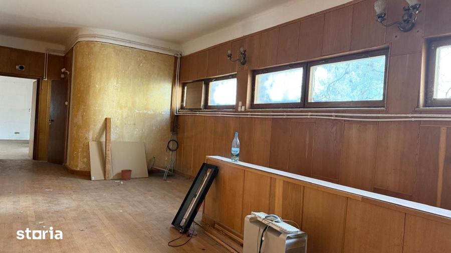 Apartament cu 6 camere în Aviatorilor