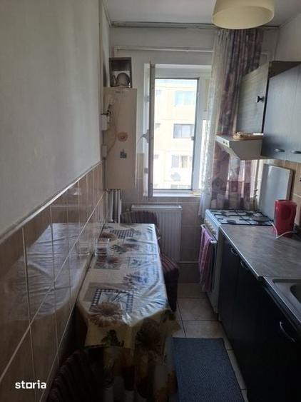 Apartament cu 2 camere semidecomandat în Micro 4
