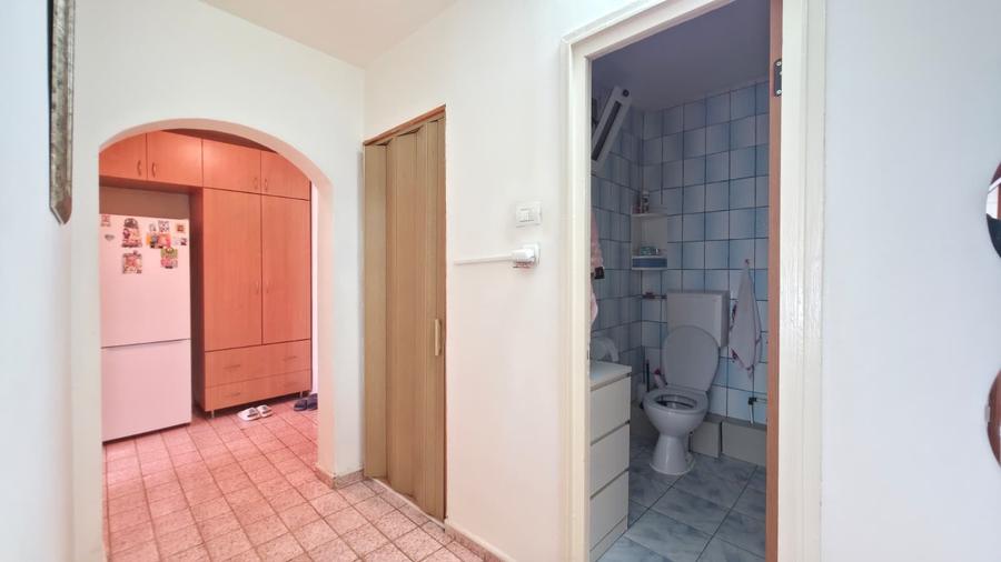 Apartament cu 2 camere decomandat în 1 Decembrie 1918
