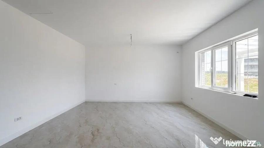 Casă cu 3 camere cu Teren 260 Mp în Central
