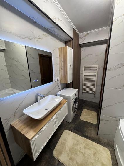 Apartament cu 2 camere decomandat în Exterior Vest
