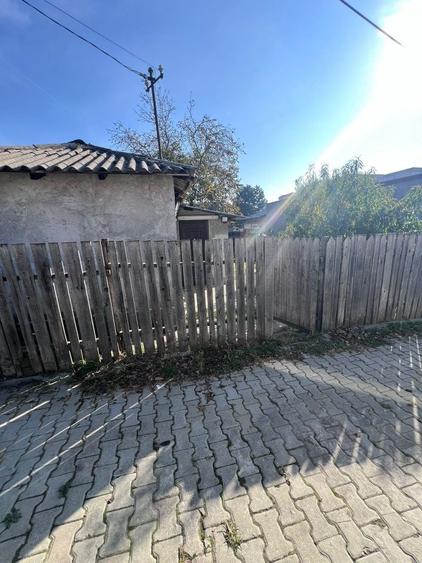 Casă cu 4 camere în Exterior Vest