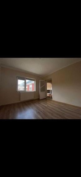 Casă cu 4 camere cu Teren 860 Mp în Palazu Mare
