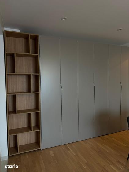 Apartament cu 3 camere decomandat, mobilat în Exterior Vest