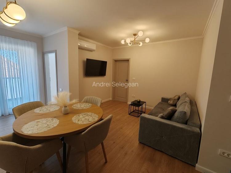 PRIMA INCHIRIERE: Apartament 3 camere, 59 mp, parcare Str. Garoafei (langa Karaviem)