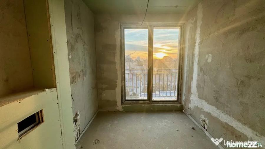 Apartament cu 4 camere decomandat în Dacia